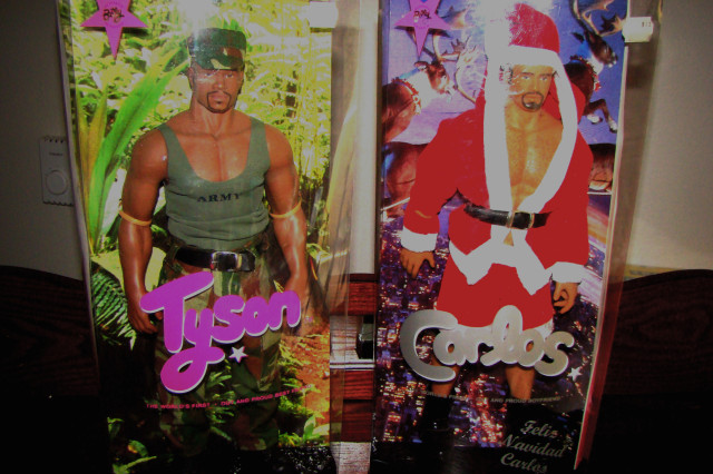 Army Tyson & Feliz Navidad Carlos